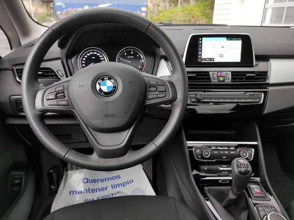 BMW 218d GRAN TOURER