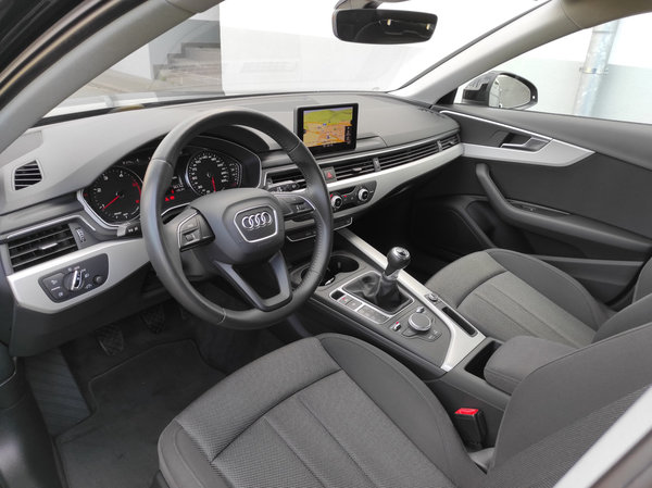 Audi A4 Avant Advance Edition